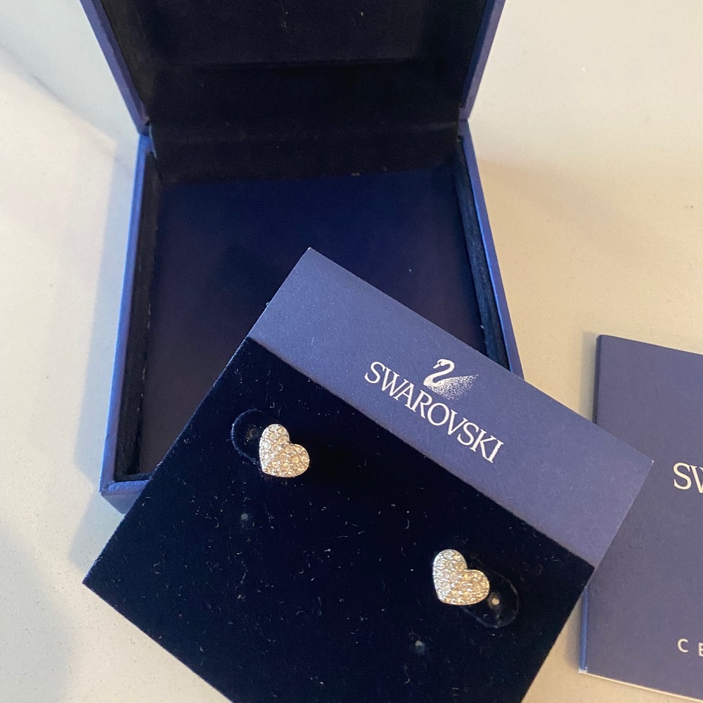 Swarovski Sliver Heartshape Earrings